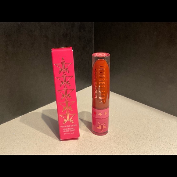 Tonight Star velour liquid lip.UNICORN BLOOD - Picture 3 of 6